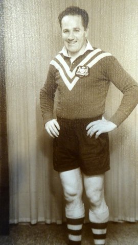 1958 photo col in country jumper